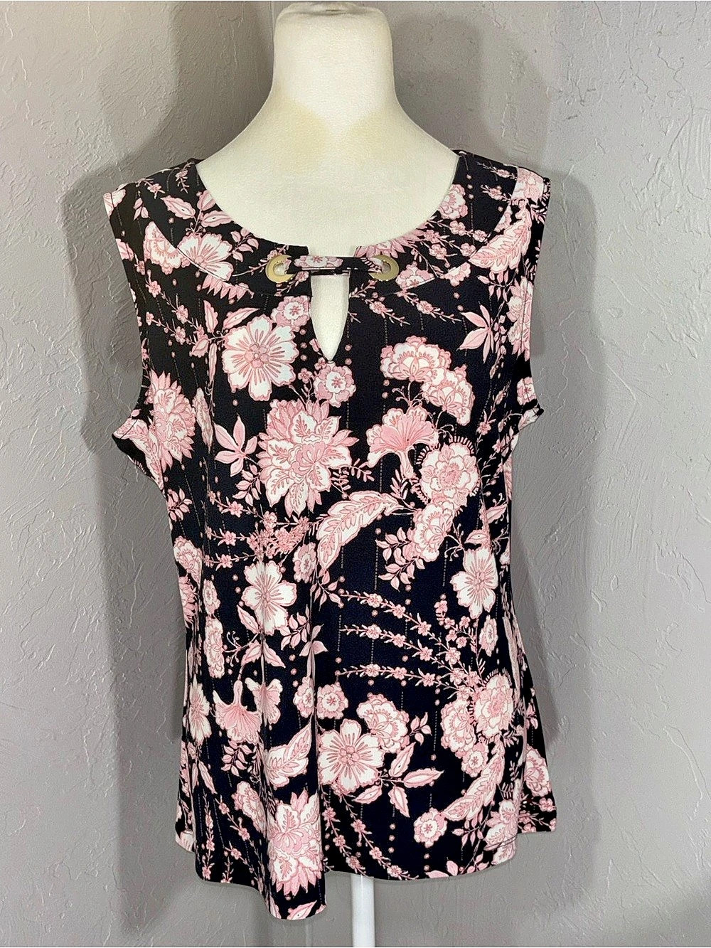 Tommy Hilfiger Floral Top in Black & Pink Size XL Like New